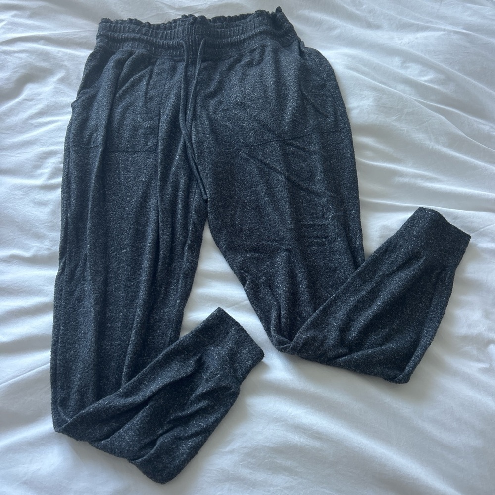 Aerie grey joggers